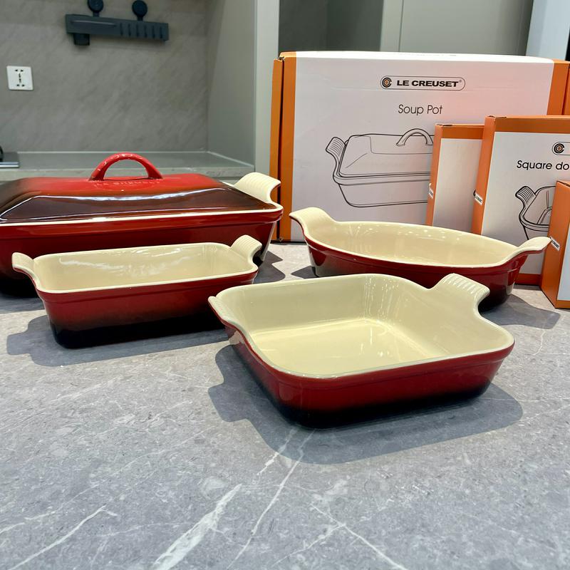 Kitchen Baking Table - ルクルーゼ オーブントゥテーブル ストーンウェア 長方形ベーキングディッシュ ハンドル付き プレミアムセラミック