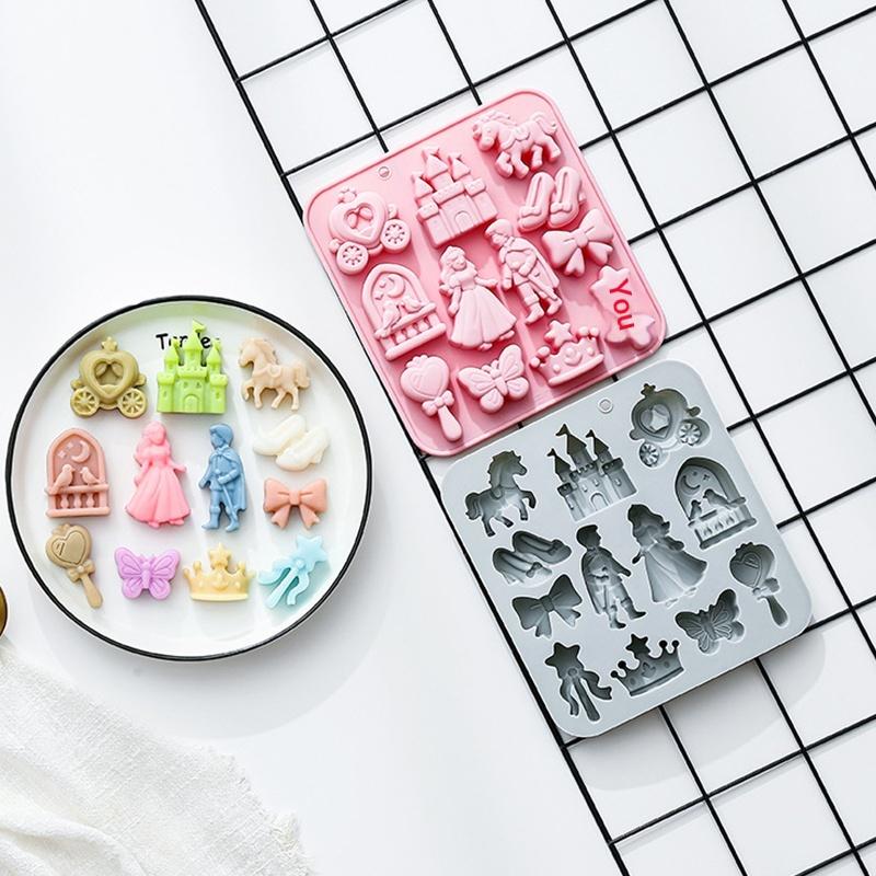 🌸 12個取りプリンス・プリンセスシリコンモールド3Dリボン - Kitchen Baking Molds のレビューと価格
