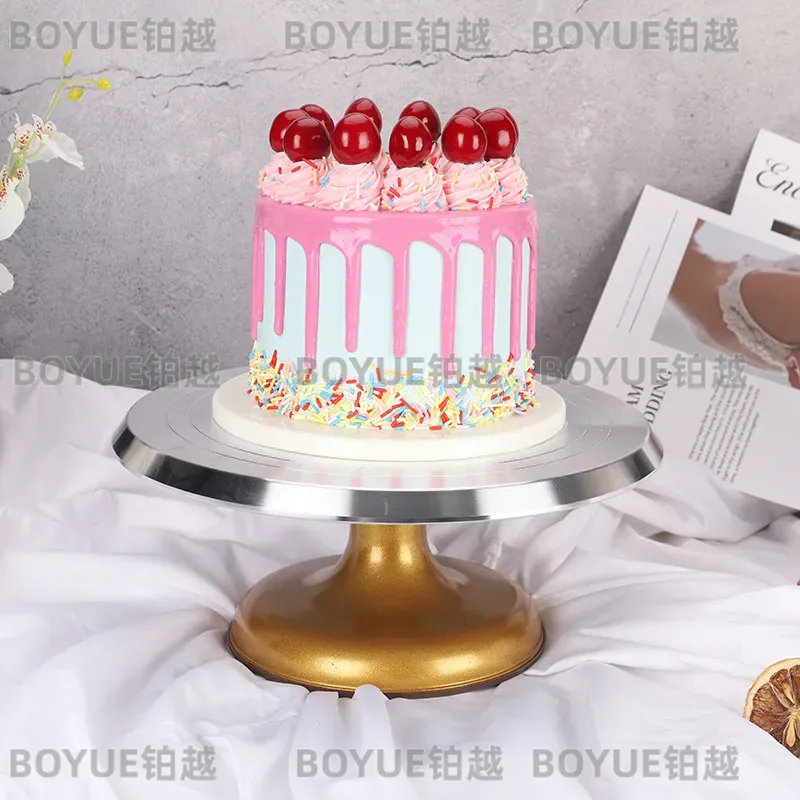 ゴールドアルミ合金製ケーキターンテーブル 回転スタンド ベー - Kitchen Baking Table のレビューと価格