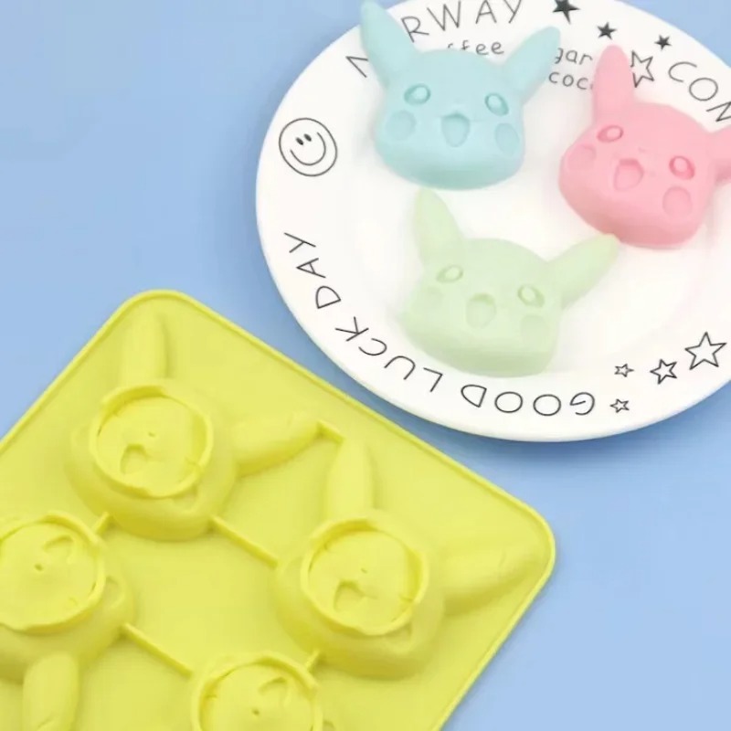 新しいピカチュウシリコンチョコレート型ペストリーパンケーキ型 - Kitchen Baking Molds のレビューと価格